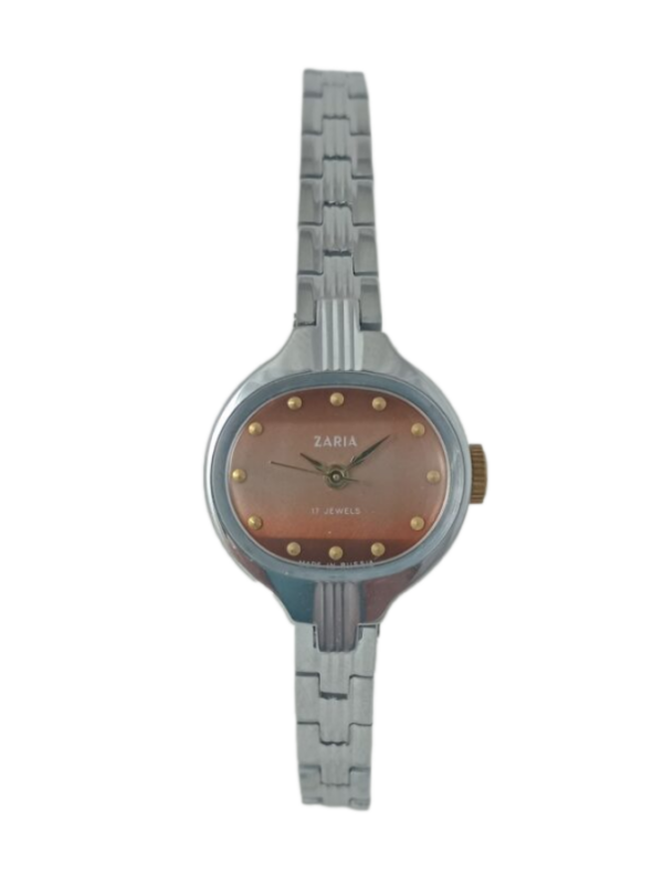 8041120 600x800 - 8041120